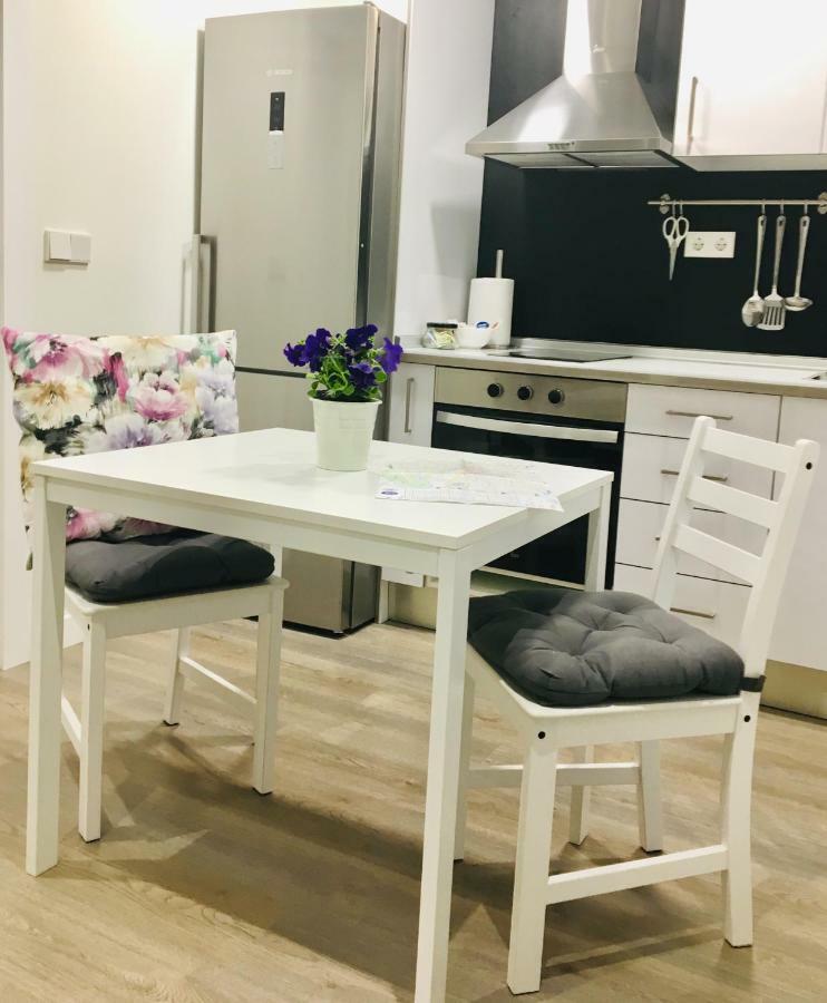 Zaragoza Centro Spain - Apartamento Nuevo Y Facilidad De Parking 외부 사진